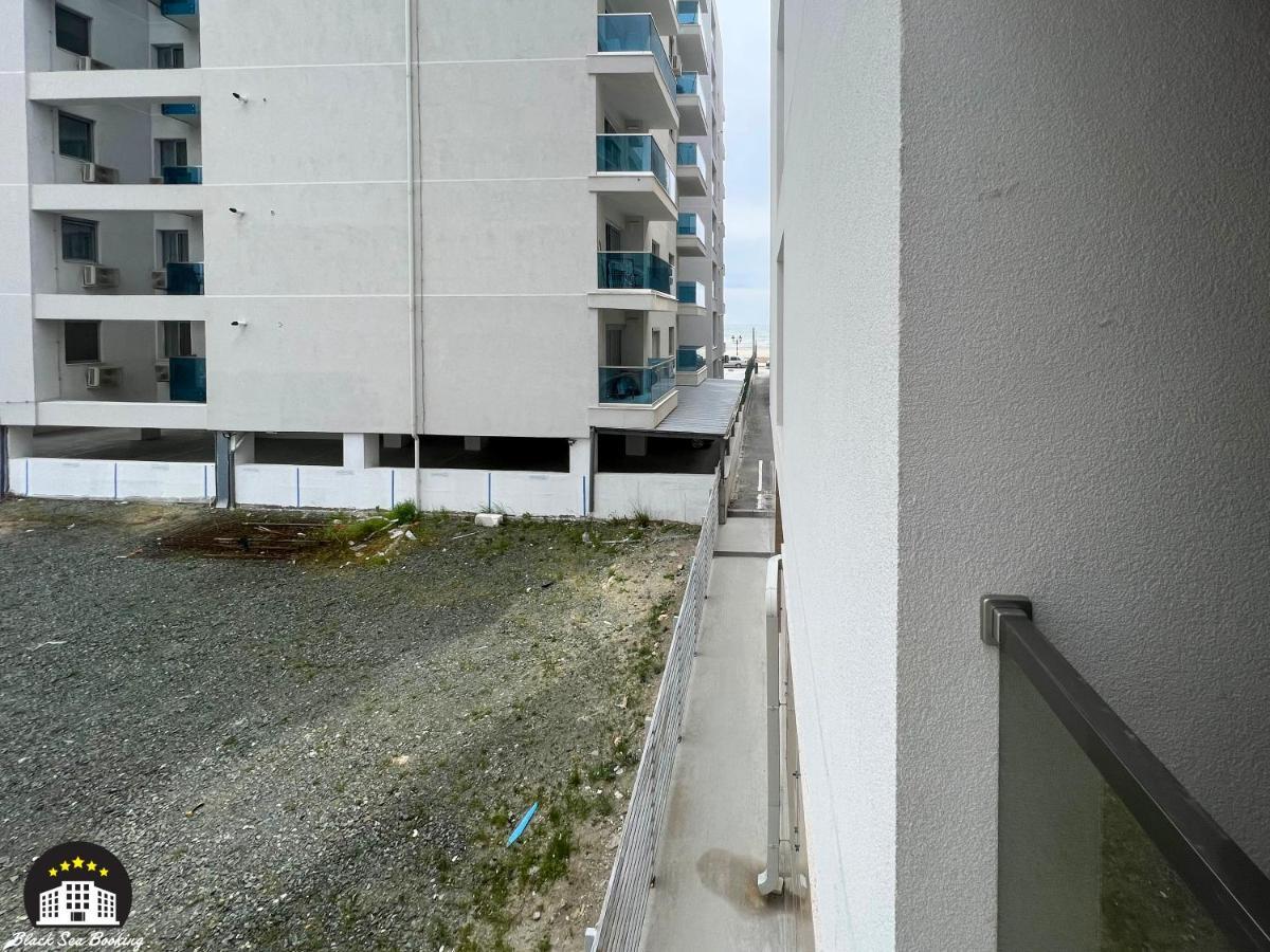 92 Rev Năvodari Exterior foto