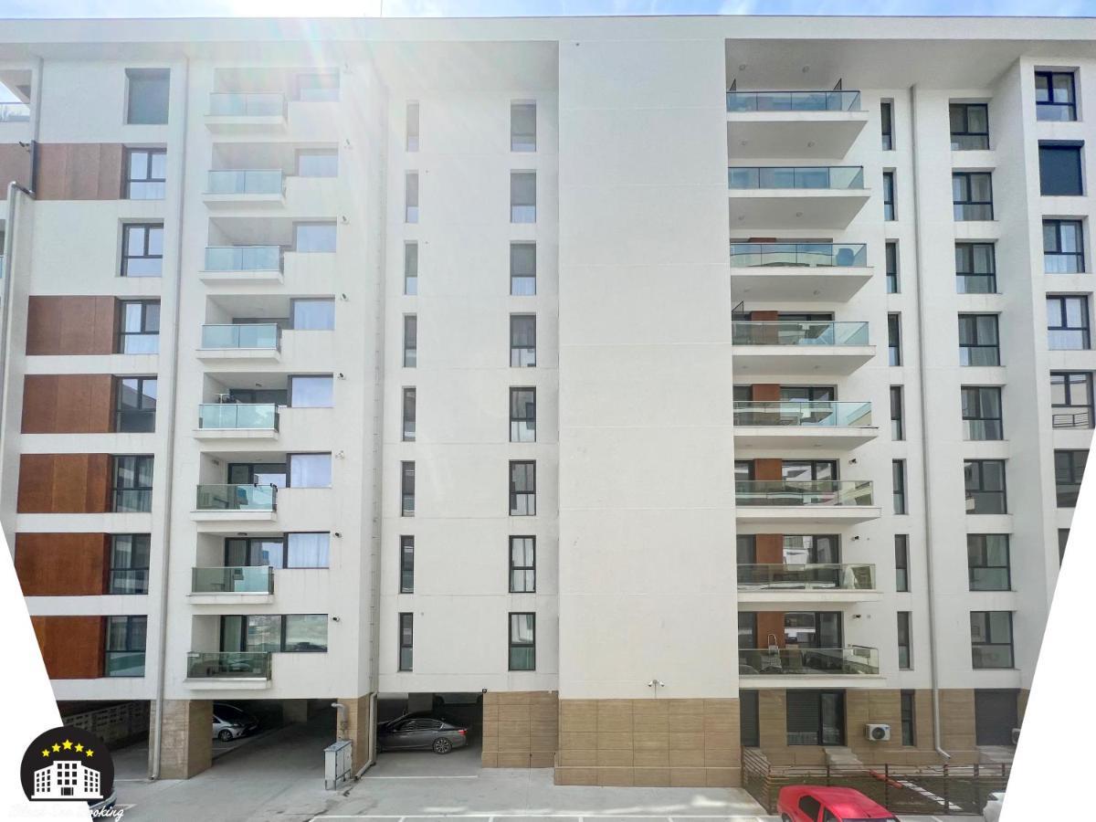 92 Rev Năvodari Exterior foto